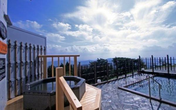 約1,000本もの梅が咲き誇る「第50回筑波山梅まつり」2月18日(土)～3月19日(日)に開催