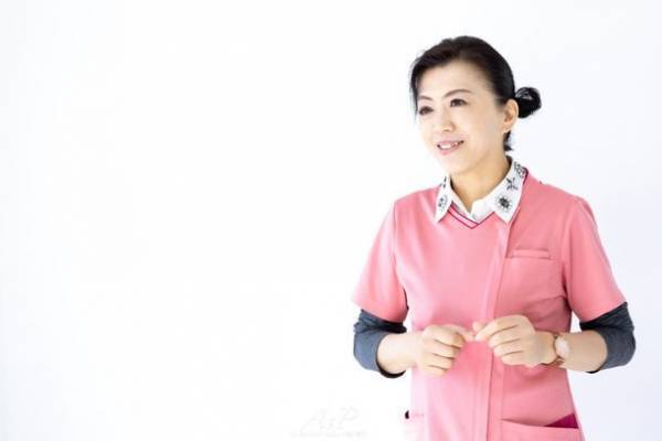 即時重版決定！小腸もみサロン原田 理恵子氏の初の著書『あなたの“おブス”は腸のせい！？』2/14発売！