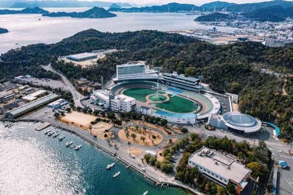 ＜岡山県＞玉野競輪場と一体型のライフスタイルホテル「KEIRIN HOTEL 10 by 温故知新」　競輪の岩津裕介選手とスポンサーシップ契約を締結