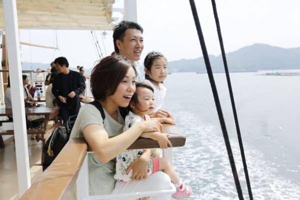ここでしかできない体験を子どもたちへ　3月10日より小学生以下乗船無料　淡路島西海岸を明石海峡大橋クルーズで