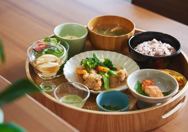 新潟県燕三条・だしがテーマの食の複合施設「ON THE UMAMI TSUBAME SANJO PORT」にて『しぼりたて蜜芋モンブラン』提供開始！