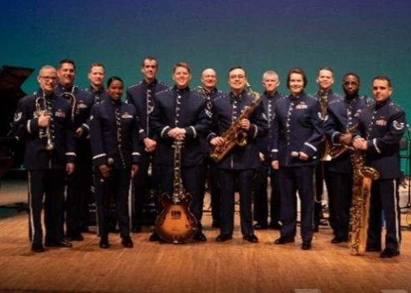 日本最大級のサツマイモイベント「さつまいも博2023」など開催！「春のけやき彩2023」2月22日からけやきひろばで開催　チョークアートや走り方教室＆測定会、ジャズ演奏、エアー遊具など充実の3週末