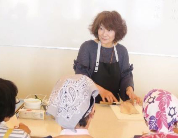 阪急交通社×阪急阪神百貨店～「食の阪神」生鮮バイヤー厳選の産地へ～4月28日（金）限定「旅するさんち」明石浦漁港 セリと鯛料理