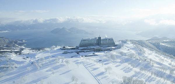 北海道唯一の5つ星ホテル「ザ・ウィンザーホテル洞爺リゾート＆スパ」が、海外からの新卒採用を強化し臨む、新たな挑戦。