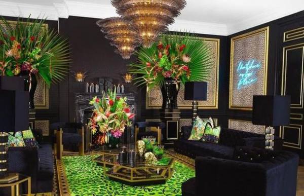 “国内未上陸”世界を魅了するインテリアの先行受注を開始！注目のファッションデザイナー PHILIPP PLEIN×EICHHOLTZ　～世界観が溢れ出すようなインテリアコレクション～