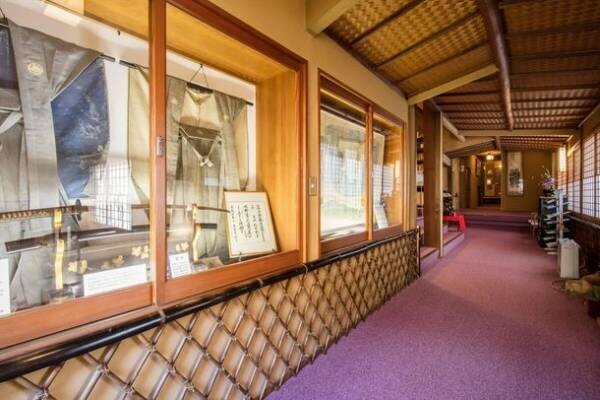 築100余年の客室を改修、「四季彩々の隠れ宿　富士乃湯」初の特別ラウンジが3月オープン