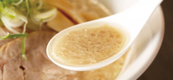 ラー博「あの銘店をもう一度“94年組”」第2弾　環七ラーメン戦争を勝ち抜いた“背脂醤油とんこつ”の老舗　環七「野方ホープ1994」