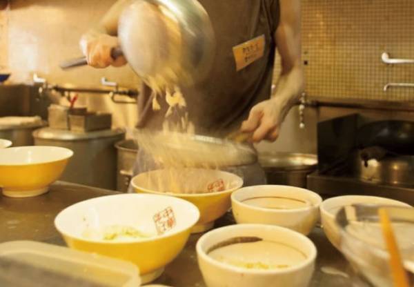 ラー博「あの銘店をもう一度“94年組”」第2弾　環七ラーメン戦争を勝ち抜いた“背脂醤油とんこつ”の老舗　環七「野方ホープ1994」