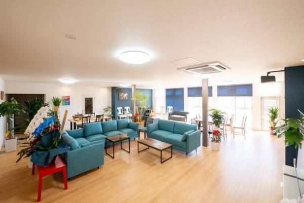 兵庫県淡路市にある「寮生活のできる」通信制のAIE国際高校が新学生寮を竣工、オープンハウス(見学会)を開催