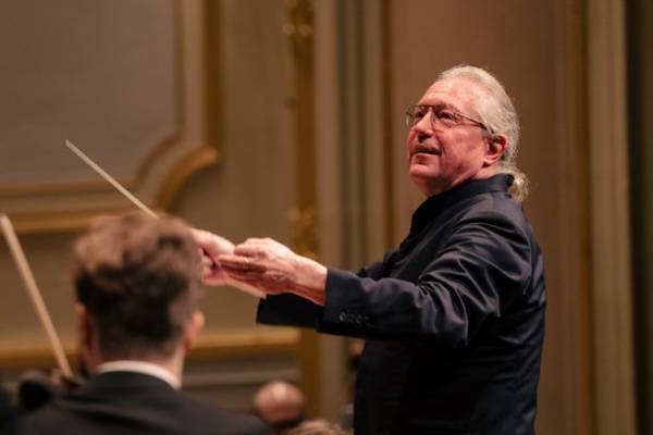 角野 隼斗、ガルシア・ガルシア、宮田 大をソリストに迎え『ハンブルク交響楽団 日本ツアー2023』を7月に開催。指揮は巨匠シルヴァン・カンブルラン。