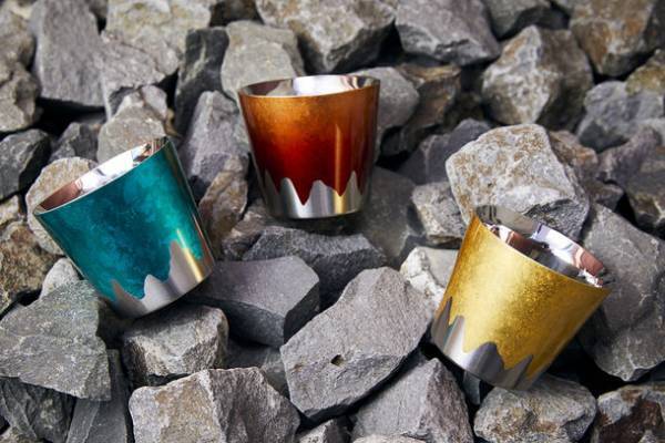 令和5年2月23日 富士山の日に、金沢箔の技が光るステンレス製二重カップ『FUJI CUP(フジカップ)』が箔一より新発売！