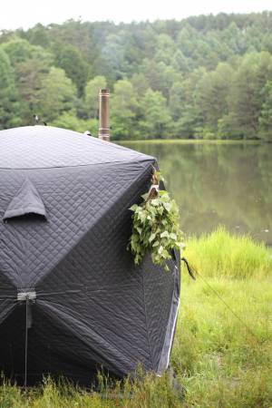 最大10人の使用が可能な大型テントサウナ「NOPPAsauna10」を2月より販売スタート