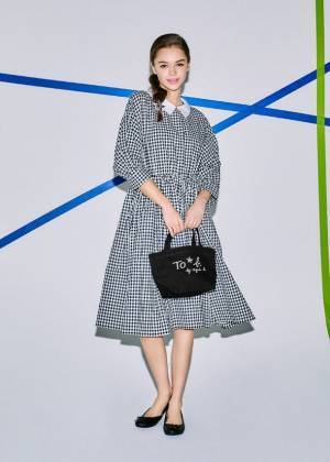 トゥービー バイ アニエスベー、「A LA FRANCAISE... !! (フレンチスタイル)」をテーマに2023春夏メインコレクションを展開