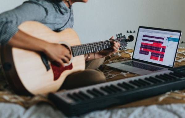 国内最大規模を目指す音楽専門のオンラインレッスンMUSICY(ミュージシー)　2023年春のサービス開始に備え音楽講師(第2期100名)を6月30日まで募集中