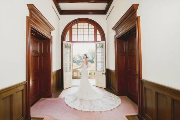 多彩なプランで人気のフォトウェディングスタジオONESTYLE　Yumi Katsuraとのコラボレーションプランをリリース　全てのプランにおいてユミカツラのお衣装をセレクト可能