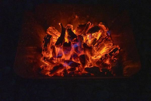 燕三条産「黒染め焚火台」が目標達成率1,800％を突破！3月27日までと終了間近！