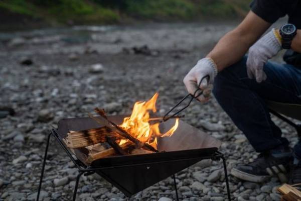 燕三条産「黒染め焚火台」が目標達成率1,800％を突破！3月27日までと終了間近！