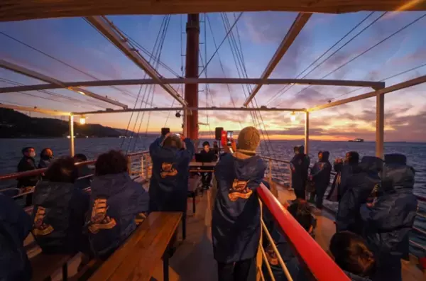 「春の淡路島西海岸サンセットクルーズ」4月1日(土)～5月27日(土)、毎週土曜日の9日間限定で開催