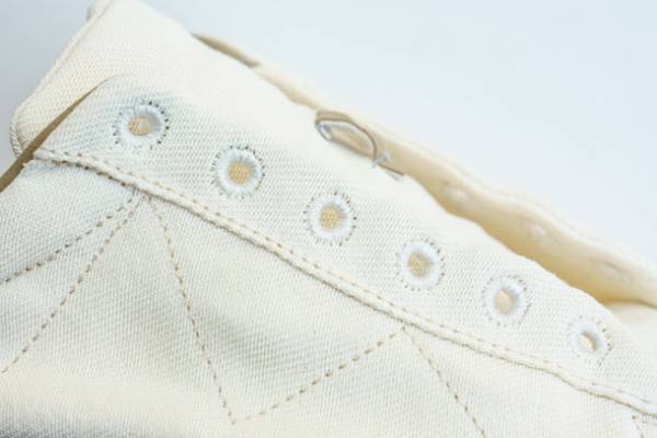 和紙を使用した素足でも履けるスニーカー！CAMPFIREで3月1日19時よりクラウドファンディング開始