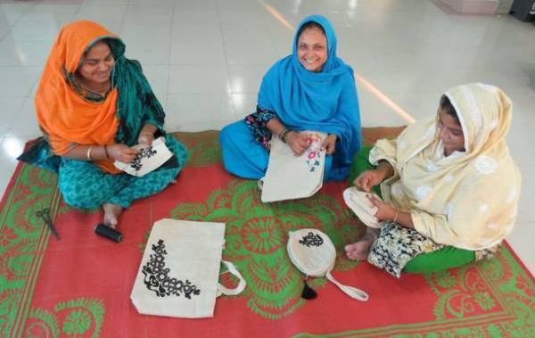 【国際女性デー】ピープルツリーが32年間取り組む、フェアトレードによる女性の社会進出支援