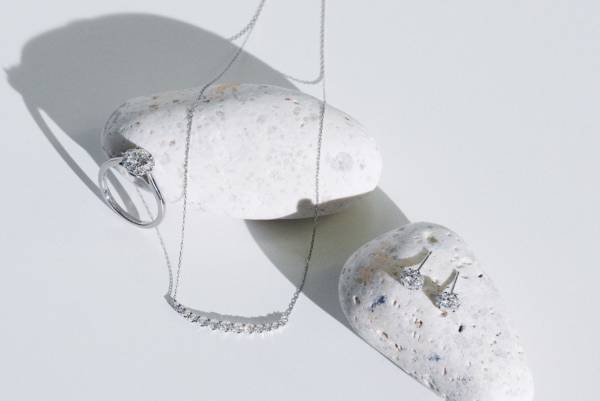 ～ White Day 2023 ～“永遠の愛”をダイヤモンドの輝きにのせて特別なギフトを