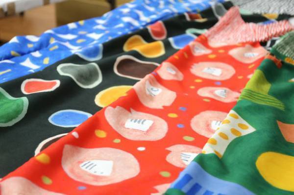 創業76年の老舗 徳永こいのぼり、染色作家・三橋遵と共同開発したこいのぼり「皐月の唄」を販売開始