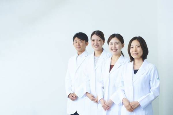 「30～60代女性の肌の保湿対策」についてアンケート結果を発表　3人に2人は、内側からも「うるおう生活」を実践