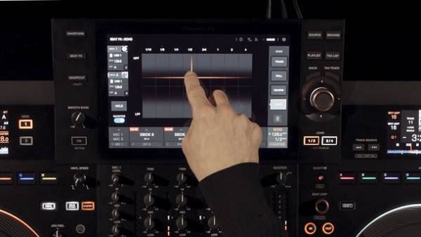 進化した演奏性と唯一無二のデザインを融合したオールインワンDJシステム「OPUS-QUAD」が登場　さまざまな空間やロケーションで、オーディエンスに特別な音楽体験を