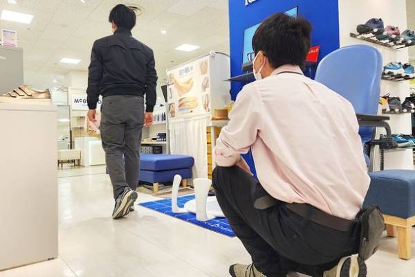 3月15日「靴の記念日」にちなんで「足と靴の悩み相談」を浜松市で開催