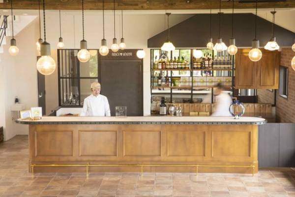 お菓子工房＆カフェ・フレンチモンスター瀬戸内フードアートに徳島・鳴門のハート島を一望できる新絶景スポット「四方見ルーフトップ361°」3月26日オープン！