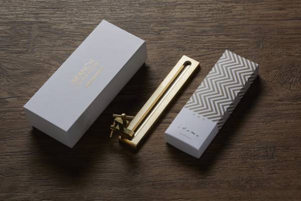 優しい白檀の香りが静寂を感じさせるお香「itoma」　BOOSTERにて3月9日から先行発売