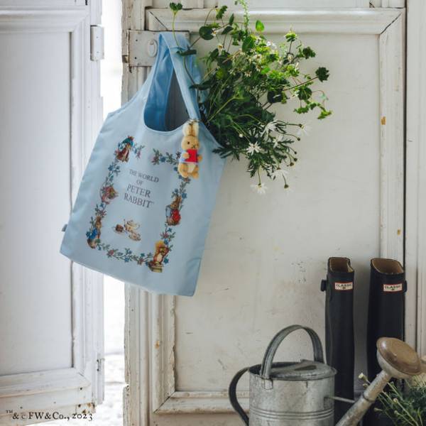 ピーターラビット(TM)とAfternoon Teaが初コラボレーション　ブック型小物入れやポーチなど4月10日(月)発売開始　リバティ・ファブリックスを使用した雑貨アイテムも登場