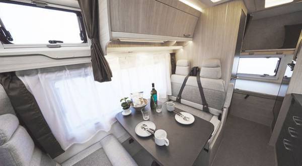 東北地域最大級『東北キャンピングカーショー2023』開催！1年に一度！夢メッセみやぎにキャンピングカーが大集合！