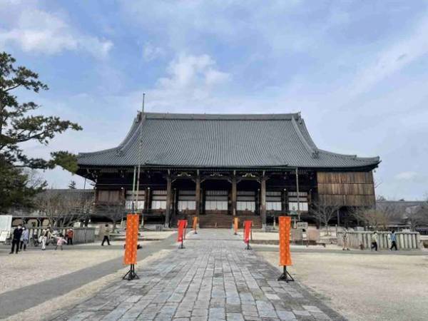 3月17日～19日は映画『わたしの幸せな結婚』のロケ地へ　“蓮”で知られる専修寺(三重県津市)へ聖地巡礼