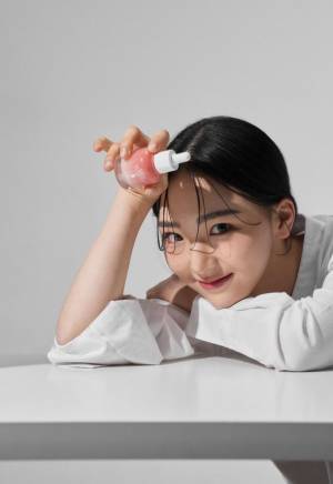 グラシアウォーターベースのコスメブランドfeelxoより「グラシアエアフィットトーンアップサンアンプル」を2023年3月15日販売開始