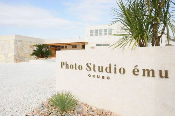 【兵庫県内最大規模フォトスタジオ】輝く瞬間を、色褪せない思い出にする撮影空間「スタジオエミュ」2店舗同時リニューアルオープン