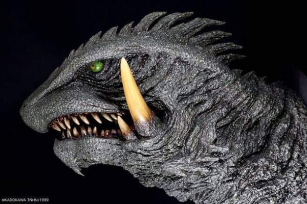 『ガメラ3 邪神〈イリス〉覚醒』より、黒龍工房の造形するガメラ3のヘッドモデルがCCP直販サイトにて登場！！