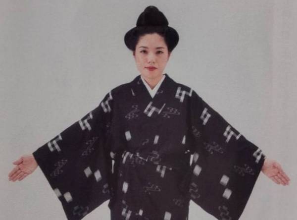 沖縄の伝統的な髪型「沖縄からじ結い」と頬杖土偶の共通点を考えるー国際文化学園の美容考古学研究所　定例サロンを2023年3月22日(水)に開催