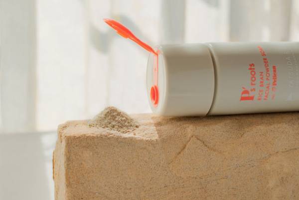 97％が泡立ちと洗い上がりのしっとり感に満足と回答！『ピーズルーツ米ぬか酵素洗顔パウダー』をペリカン石鹸オンラインショップ限定で3月13日に発売