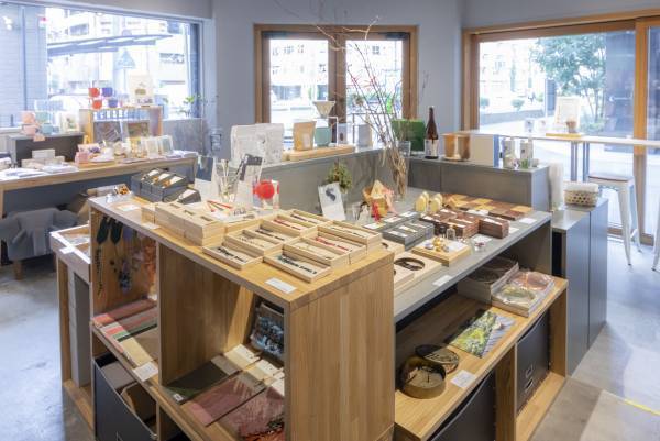 【あべのハルカス近鉄本店】会話が生まれる、“価値”ある百貨店を目指した新企画「モノカタリ、モノガタリ」を初開催