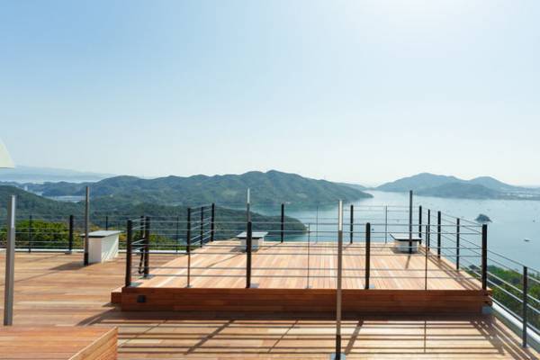 絶景を見渡せる徳島県鳴門市のお菓子工房＆カフェにて、ご当地スイーツ「月へ鳴門へプリン」「和三盆プリン」新登場