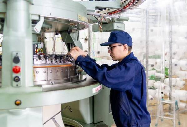 Makuakeで達成率2,600％を越えた、頑張る女性のための『手放せなくなる大人専用キャミソール(ジェレキャミ)』が販売1周年を記念しキャンペーンを3月23日より開催