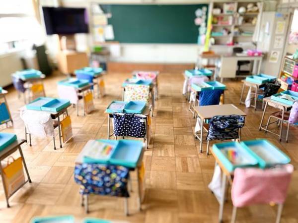 江戸川区の下小岩第二小学校が3月26日に閉校イベントを開催　教室レストランやプロジェクションマッピングで68年の思い出をつなぐ