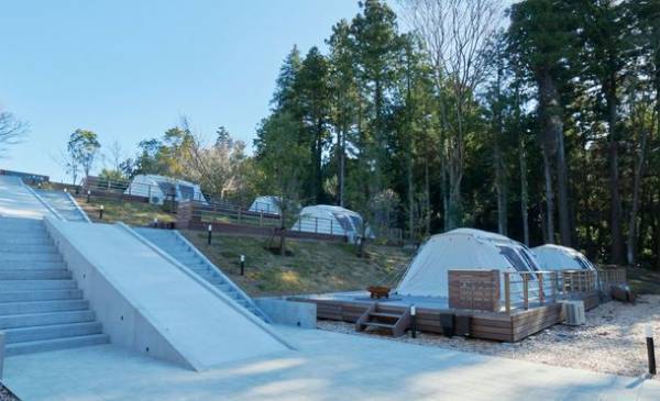 酒蔵に泊まり、酒蔵で目覚める　300年以上の歴史を持つ酒蔵・飯沼本家の敷地内に静かに佇む「きのえね SAKE CAMP」2023年4月1日グランドオープン