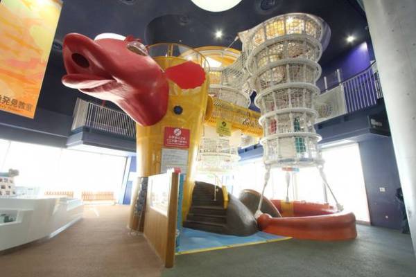 約580種68,000点の生き物たちとの春の素敵な出会いを体感！サメの飼育種類数日本一のアクアワールド・大洗で新プログラム開催