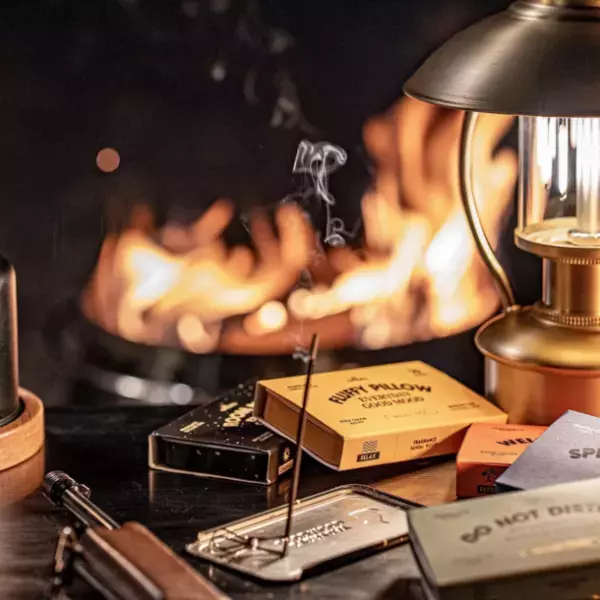 韓国で話題の缶入りインセンススティック　collins(コリンズ)が3月30日(木)に日本初上陸！