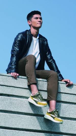 イタリアンレザーブランドの「ア・テストーニ」　春の新作シューズやローファーを発表