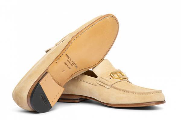 イタリアンレザーブランドの「ア・テストーニ」　春の新作シューズやローファーを発表