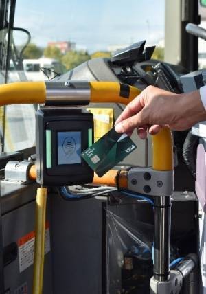 「奈良市内循環線」 Visaのタッチ決済による実証実験を開始