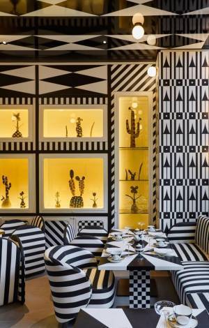 バンコク最高層ランドマークに誕生した個性的なアーバンリトリートホテル　ザ・スタンダード・バンコク・マハナコーン　イギリス人現代美術アーティスト：ルーシー・スパロウとのコラボアート展『ADD TO CART』を4月5日から1カ月限定で開催